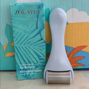 Zoe Ayla Ice roller